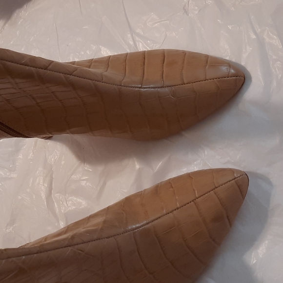 Blonde or light tan Antonio Melani boots size 10M crocodile leather - Picture 3 of 10